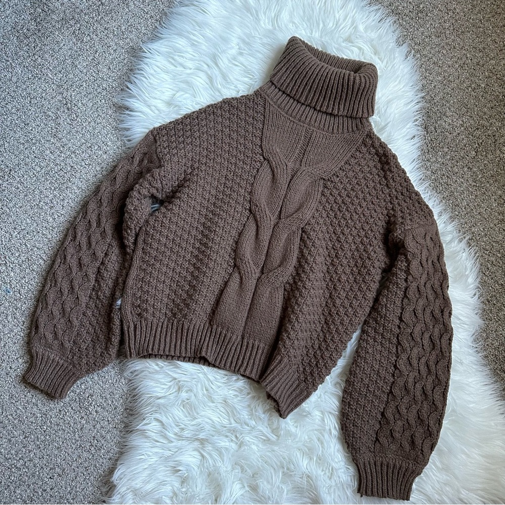 Woven Heart Women's Turtleneck Cable Knit Sweater Size Small Chocolate Brown